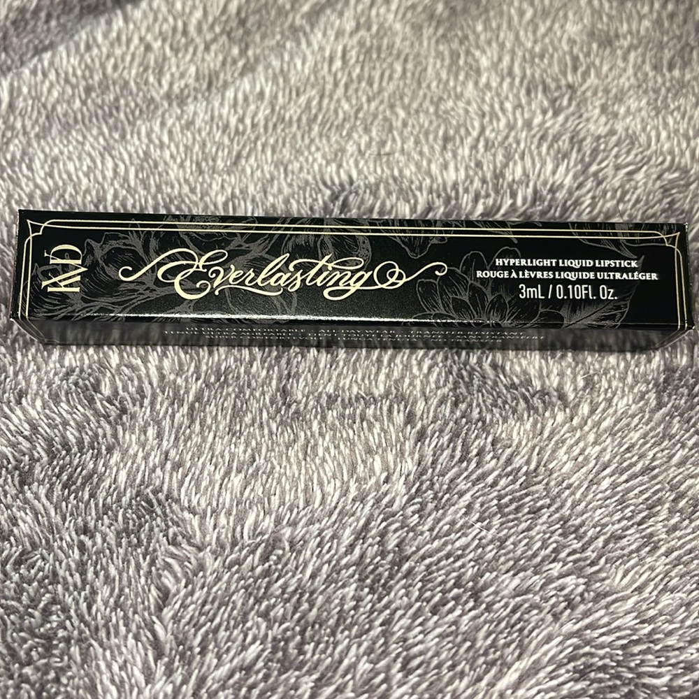 KVD Queen of Poisons 10 Mini Everlasting Liquid Lipstick - Picture 3 of 5